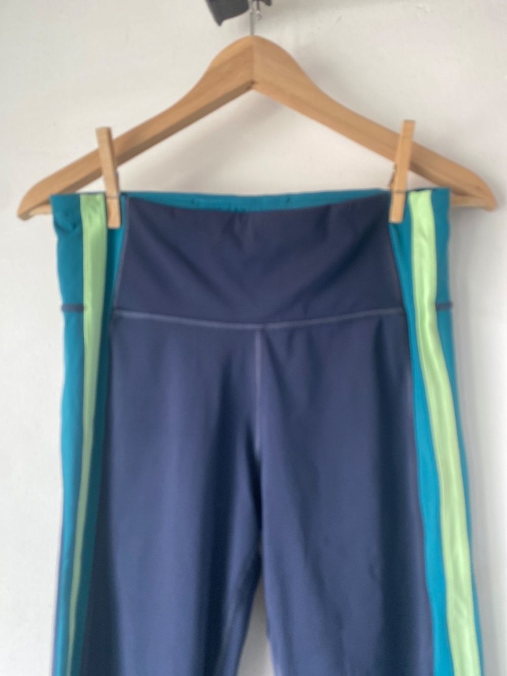 Athleta M High Rise Crunch Colorblock 7/8 Tights Leggings - Picture 6 of 11
